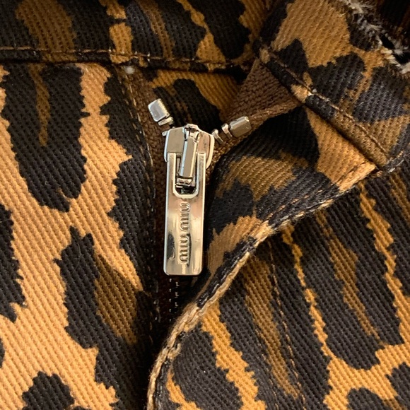 Miu Miu Leopard Print/Cat Applique A-Line Mini Skirt - Picture 7 of 10